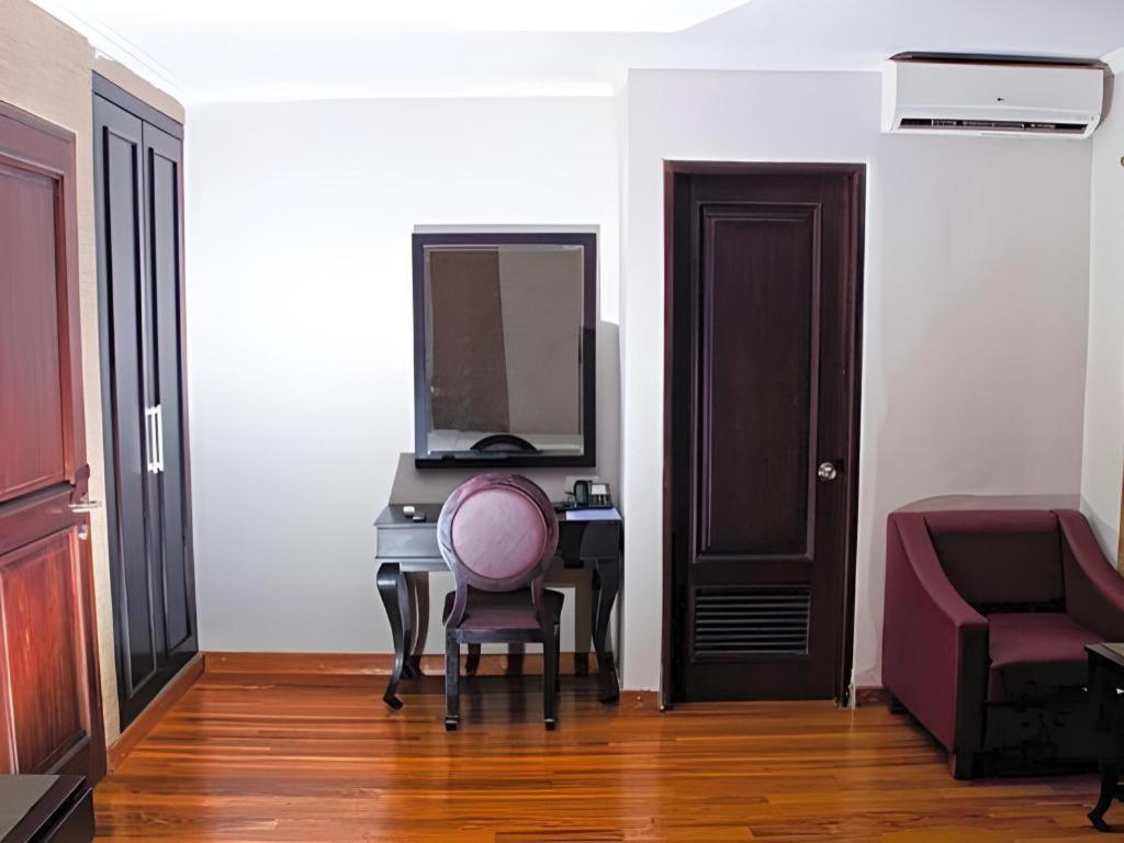 P Hotel Cakarta Dış mekan fotoğraf