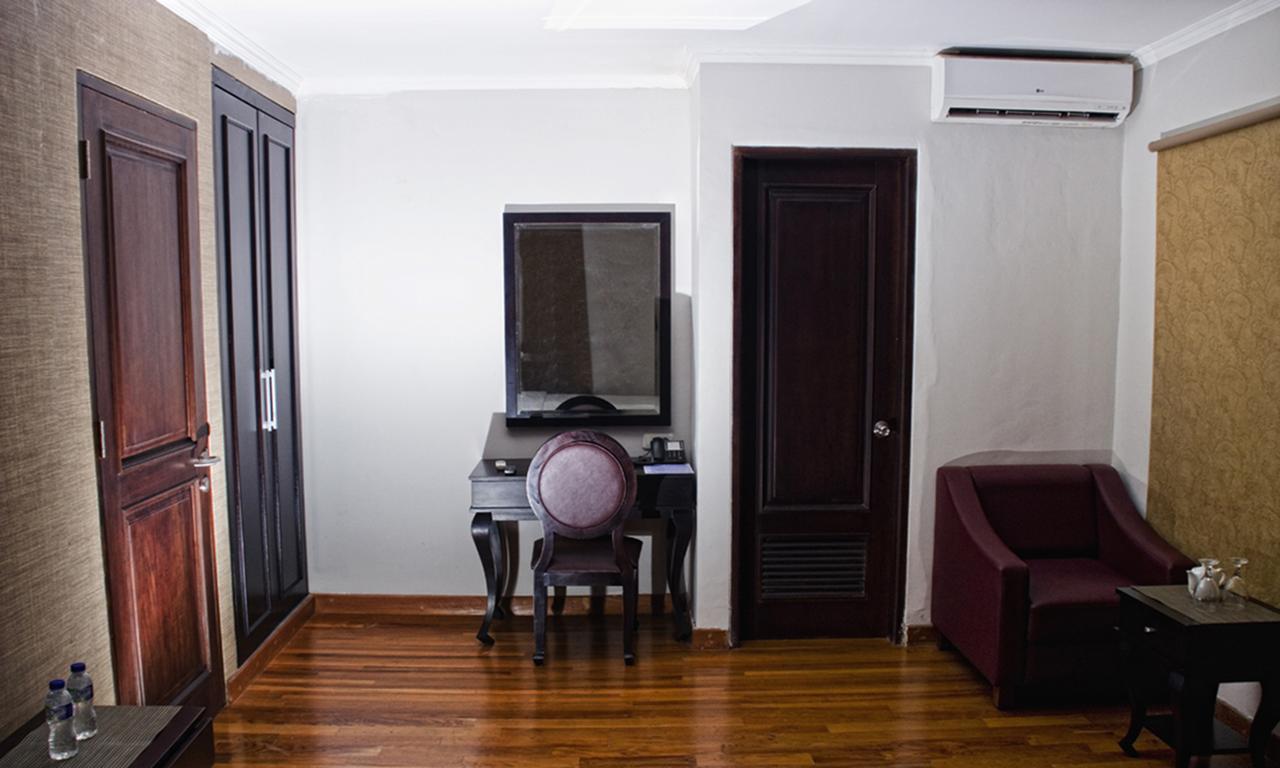 P Hotel Cakarta Dış mekan fotoğraf